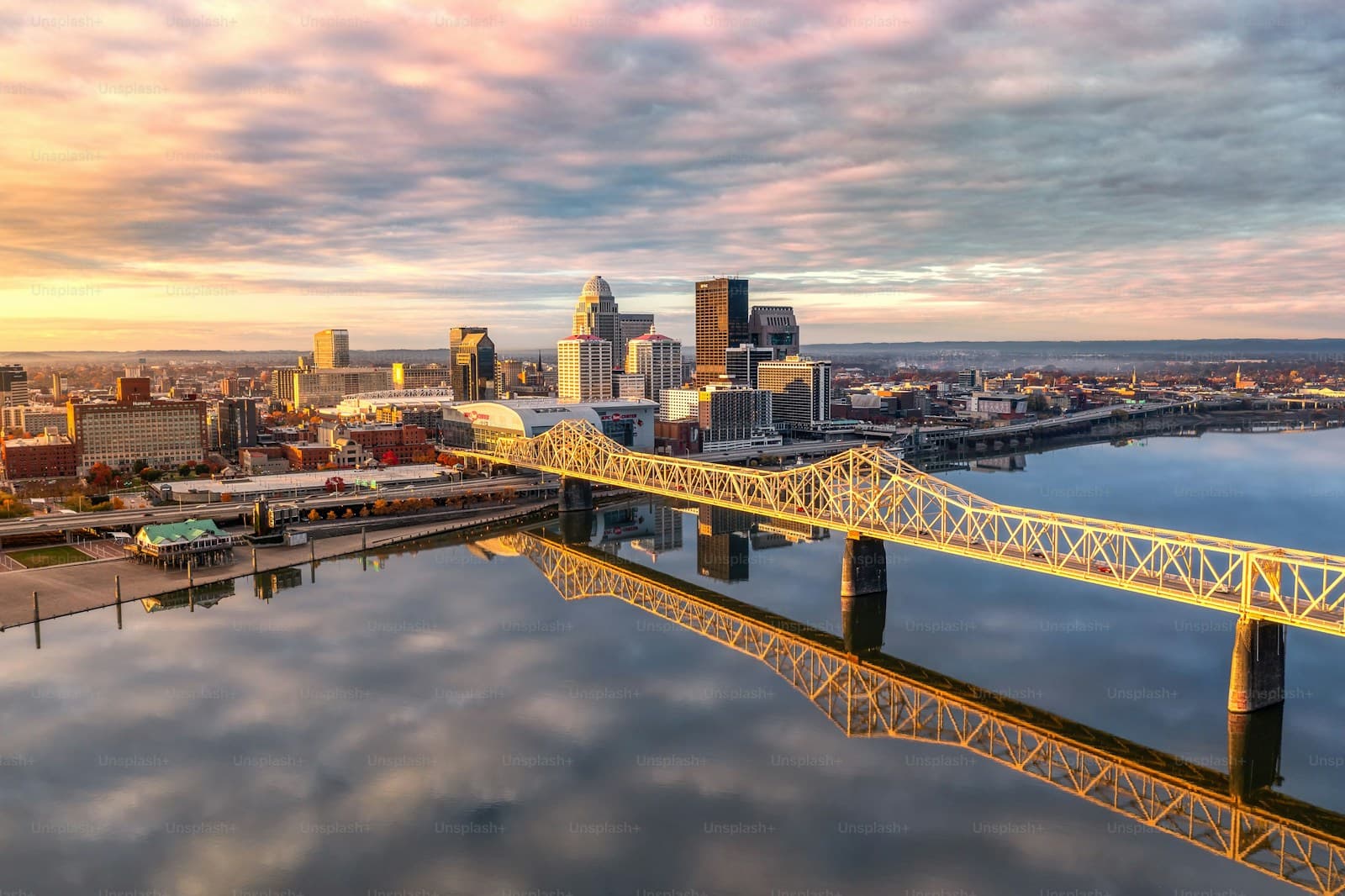 Kentucky cityscape and street view