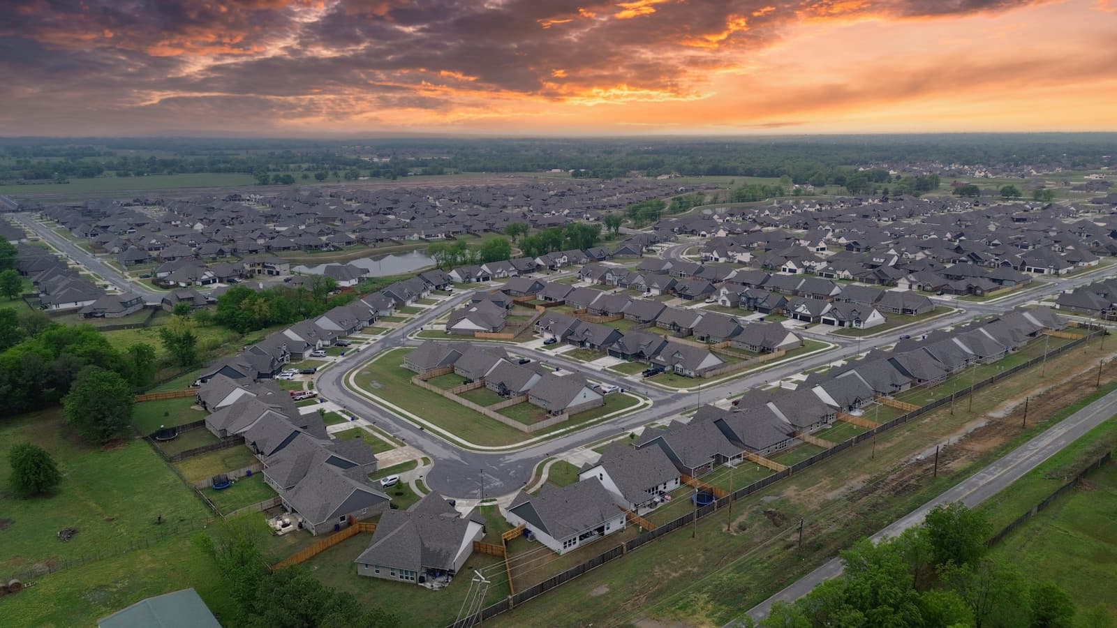 Broken Arrow, Oklahoma cityscape and street view