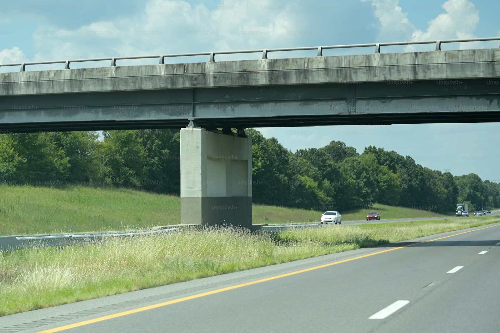 Tuscaloosa, Alabama cityscape and street view