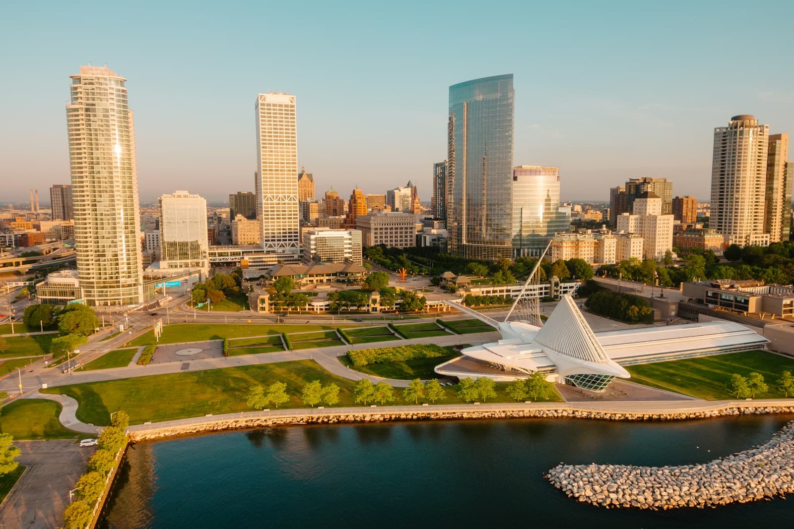 Milwaukee, Wisconsin cityscape and street view