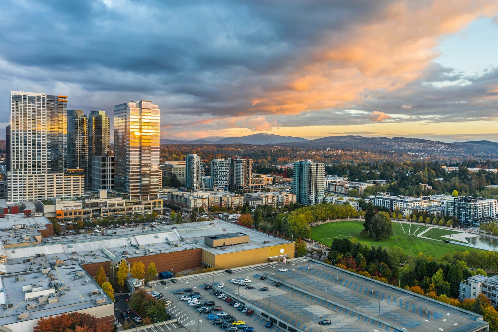 Bellevue, Washington cityscape and street view
